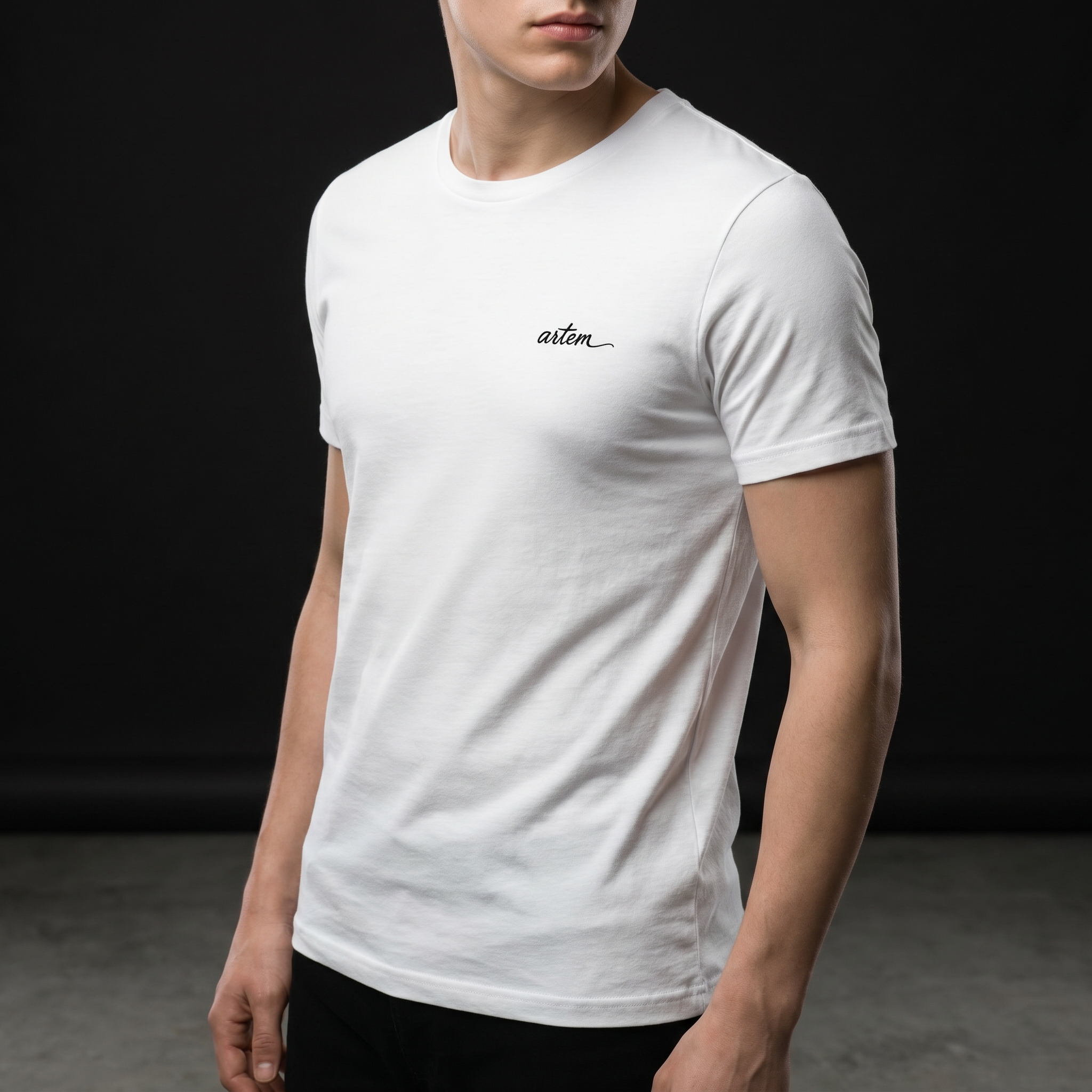 Artem Premium // handwritten Logo // Enganliegendes Herren T-Shirt